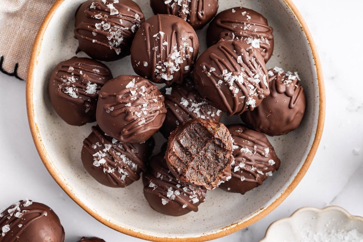 CHEAT DAY: Irresistible Chocolate Protein Delights Everyone Craves!