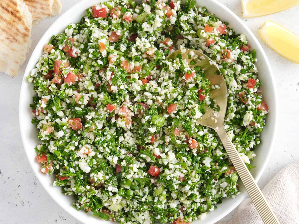 5-MIN FUEL: Zesty Cauliflower Tabbouleh That’s Easy on the Wallet!