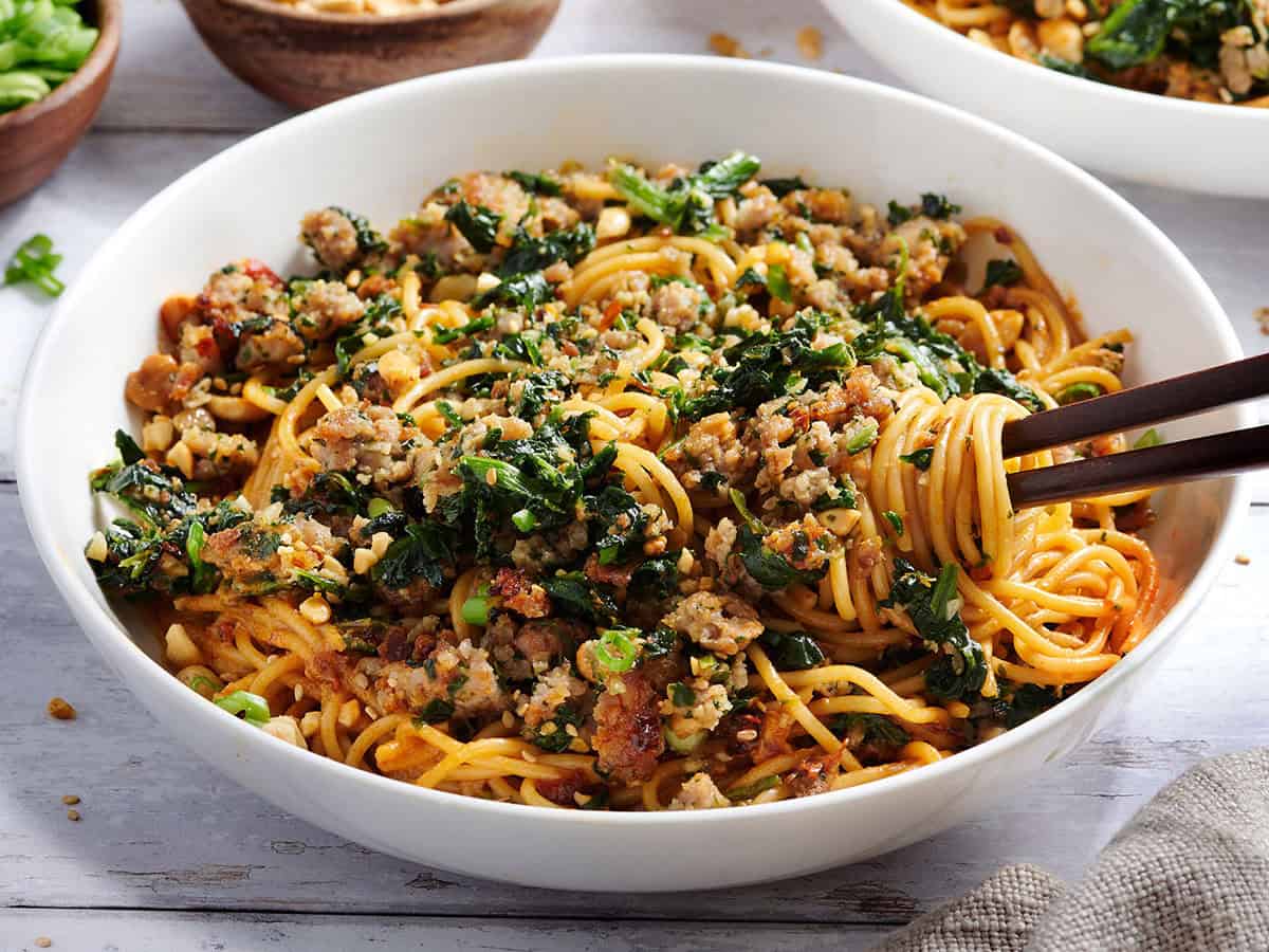 LATE NIGHT FUEL: Irresistibly Delicious Dan Dan Noodles
