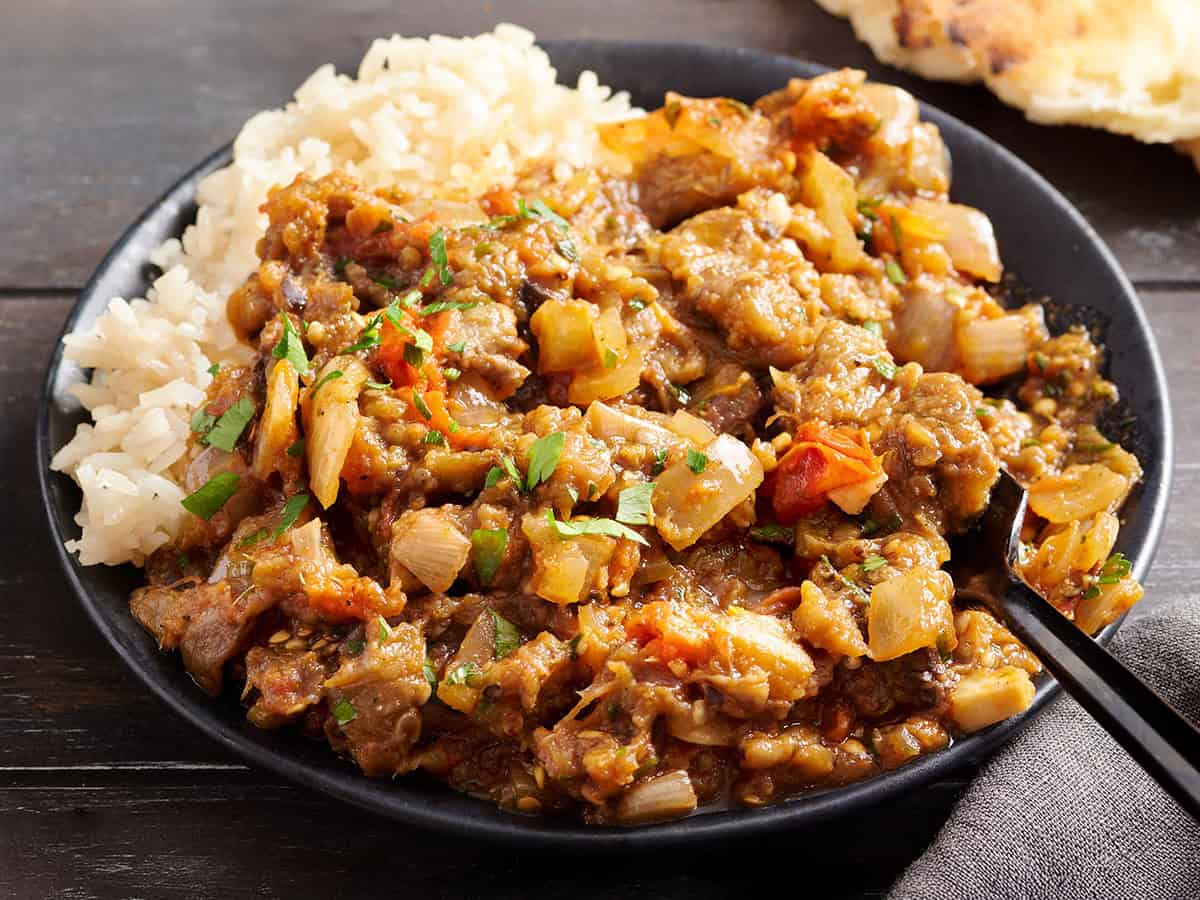 NIGHT GRIND: Easy Eggplant Curry Inspired by Baingan Bharta