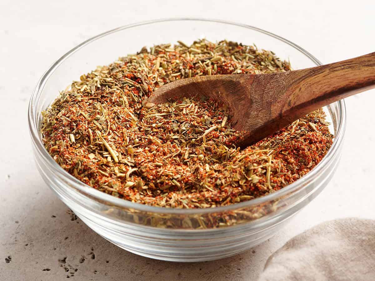 ZERO PREP: 1-Minute Homemade Poultry Seasoning That Will Change the Game!