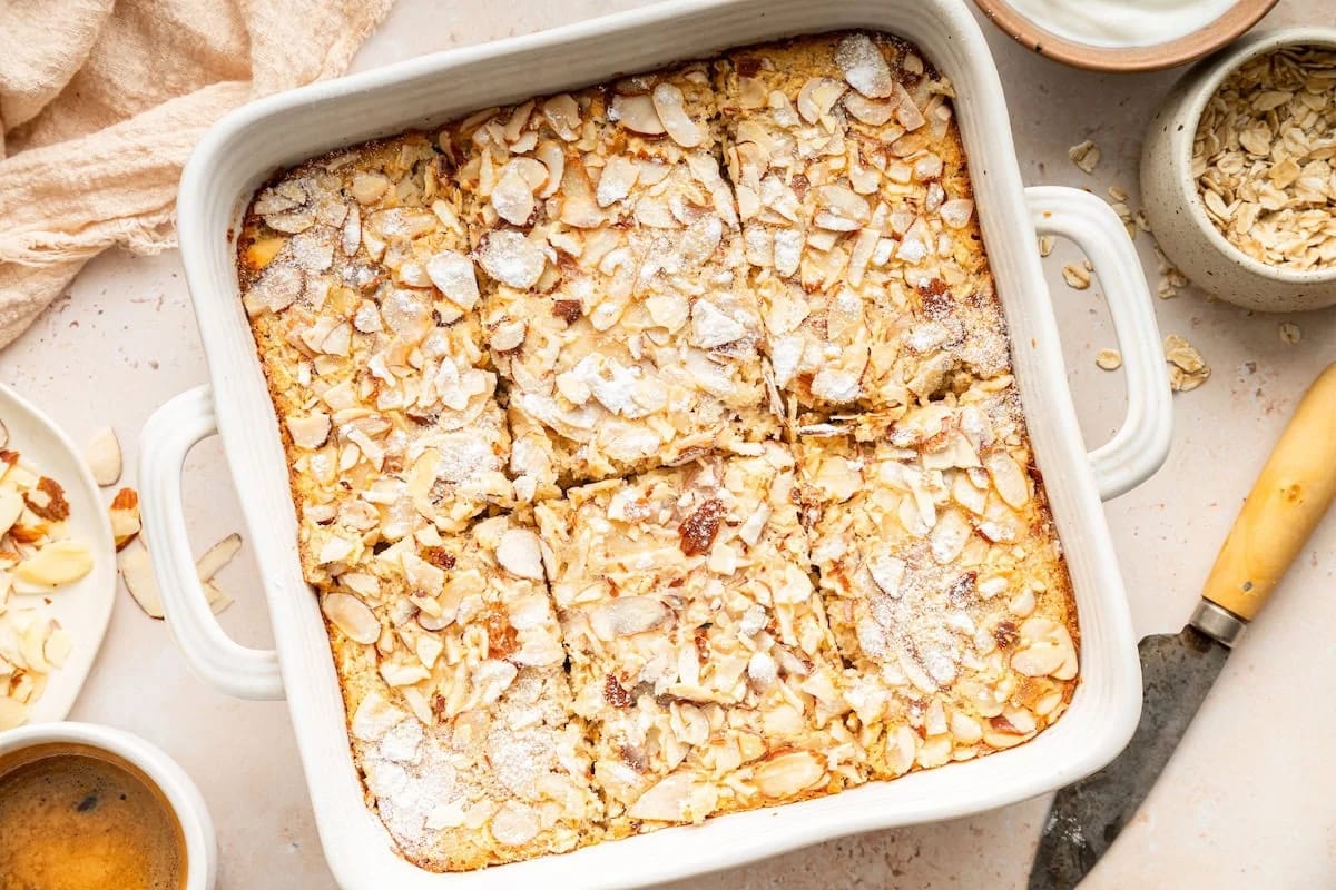 Fast Fuel: Almond Croissant Baked Oatmeal Delight!